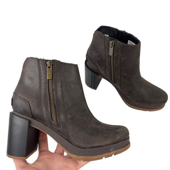 Sorel Blake Distressed Ankle Waterproof Leather Boots in Blackened Brown Size 7 - Picture 1 of 16